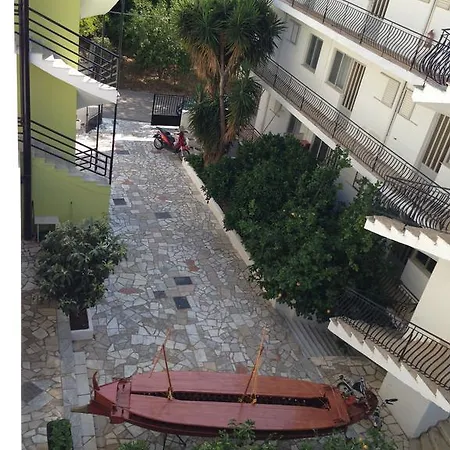 Apart-hotel Remezzo Sami (Kefalonia)