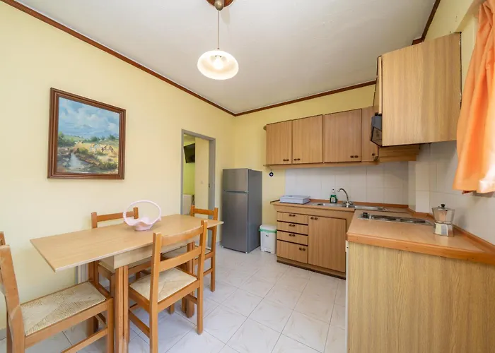 Remezzo 3* Sami (Kefalonia)