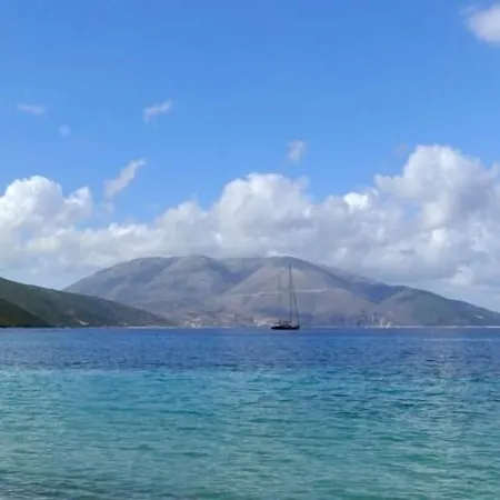 Remezzo 3* Sami (Kefalonia)