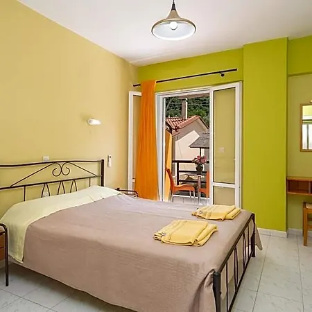 Appart hôtel Remezzo Sami (Kefalonia)