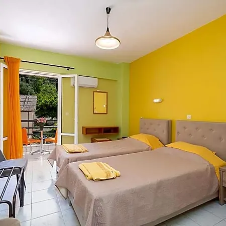 Remezzo Apart Otel Sami (Kefalonia)
