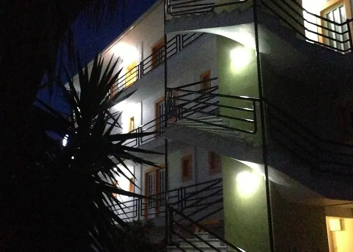 Remezzo 3* Sami (Kefalonia)